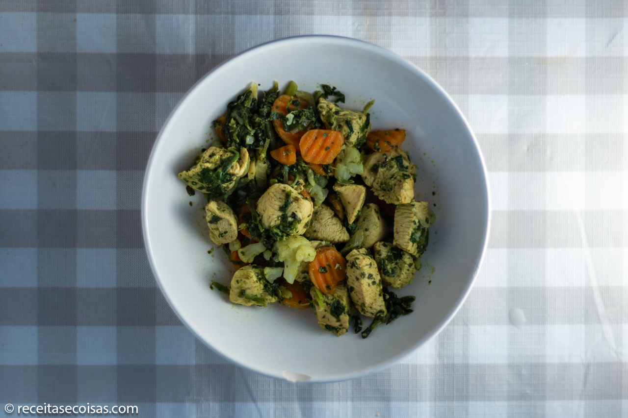 Frango com legumes
