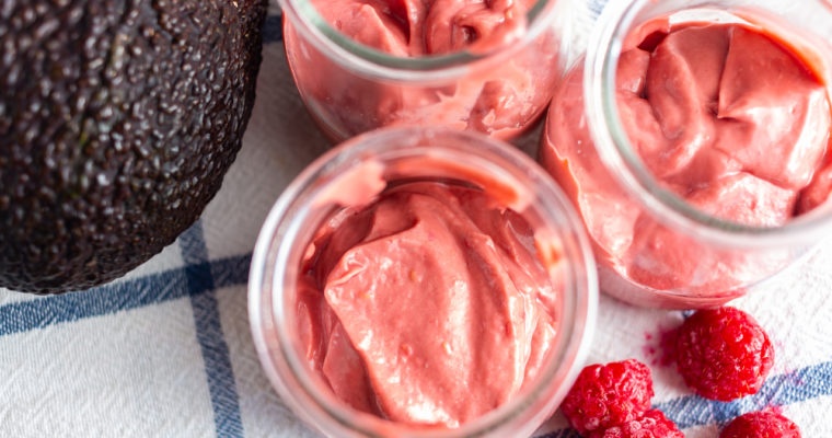 Mousse gelada de framboesa