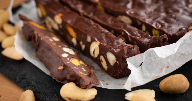 Salame de chocolate e frutos secos Sem glúten