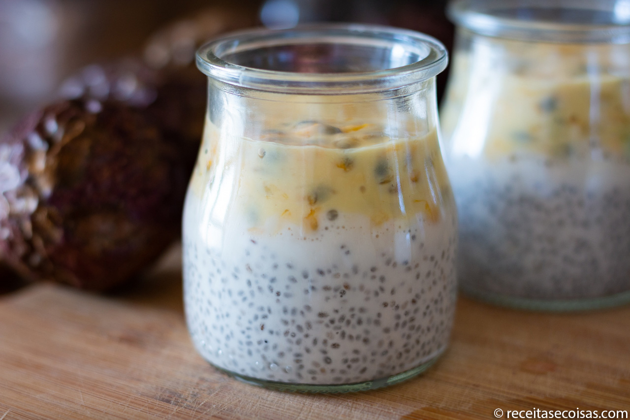 Doce de maracujá, chia e côco