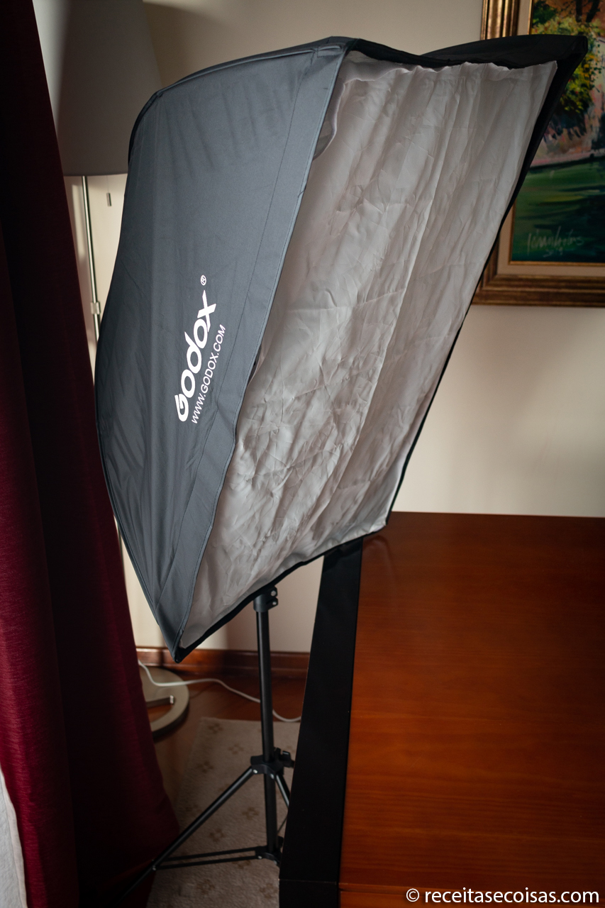 Softbox speedlight godox and tripod