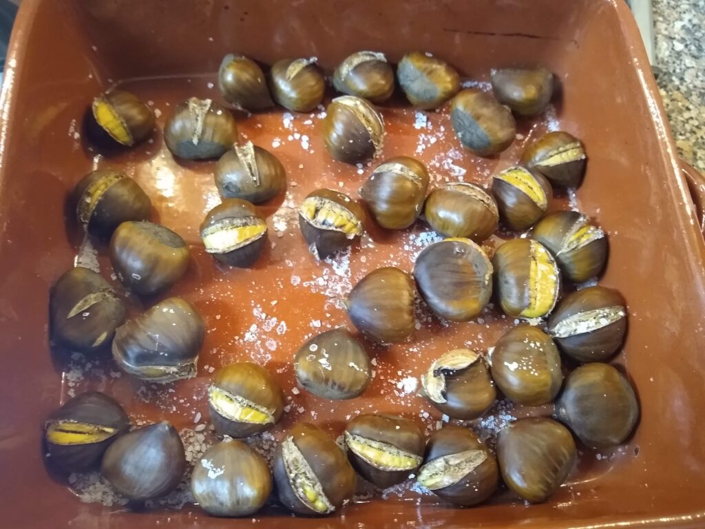 Assar as castanhas no forno